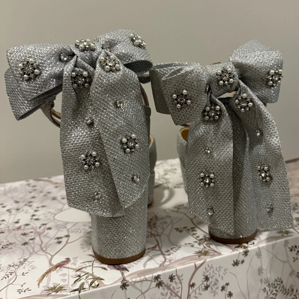 Antonio Melani x Nicola Bathie Lila Bow Heels in Silver - Picture 6 of 11